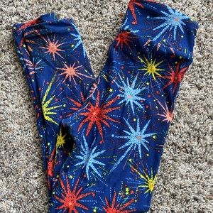 LuLaRoe kids S/M 4th of July leggings!